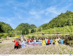 Khoảnh khắc 8
