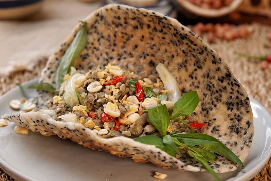 Hến xúc bánh đa Đức Thọ – Món ngon dân dã mang hương vị quê Hà Tĩnh